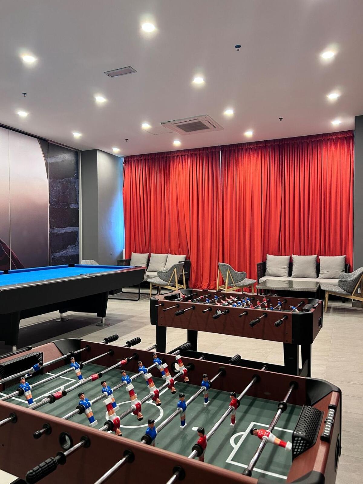 Cozy Sky Trees Fast Internet Pool Smartv Sauna A16 *